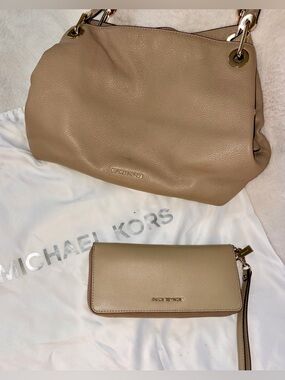 Michael Kors Raven Leather Bag Matching Wallet